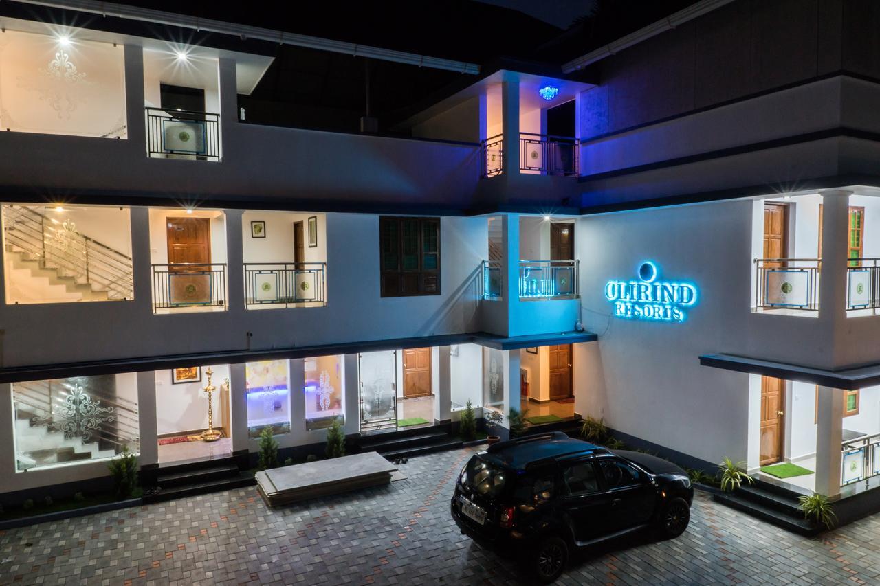 Clirind Resort Athirappilly Exteriör bild